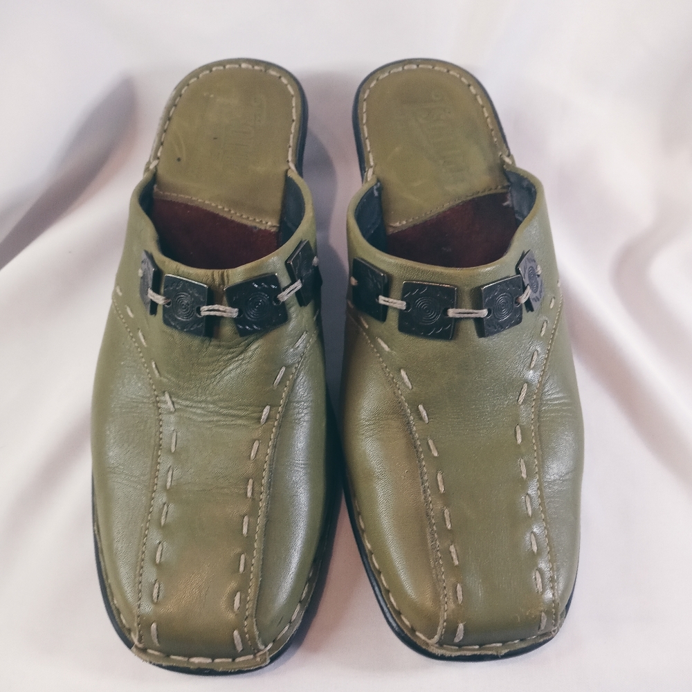 Tsonga Clogs Sz 5 EUC